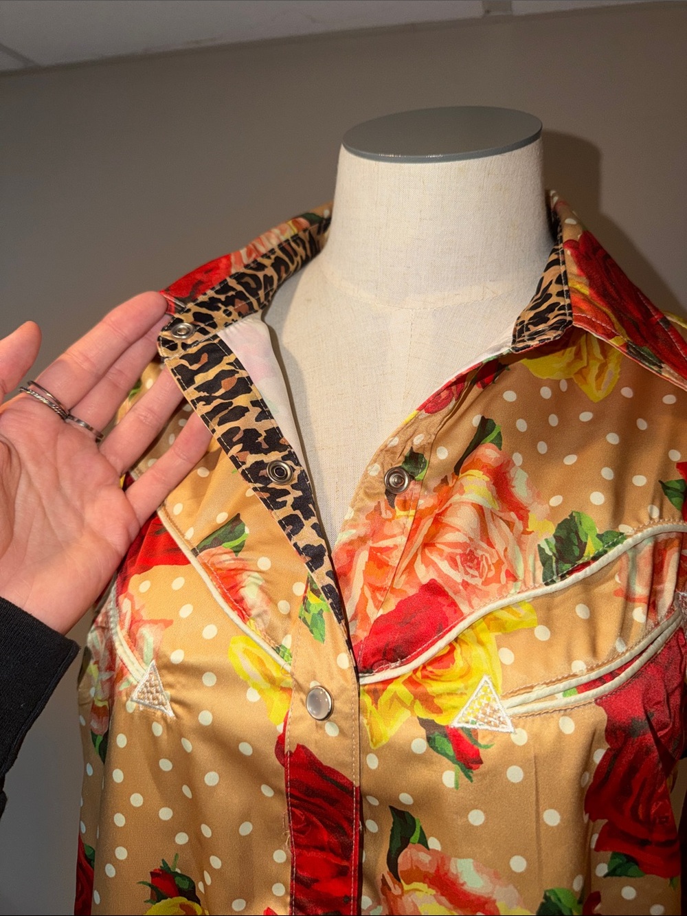 Floral Polka Dot Button-Down Shirt in Tan with Red & Yellow Roses - Picture 3 of 5